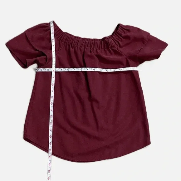 H&M Off the Shoulder Blouse Women Size 4 Burgundy Ruffle Sleeve Lyocell Top - Picture 7 of 8